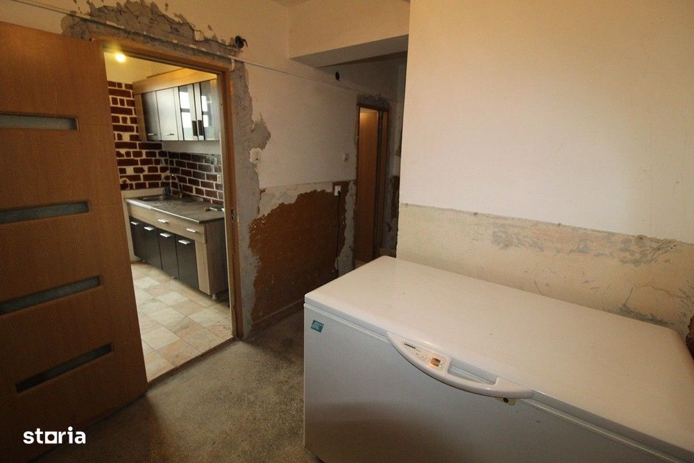 Vând apartament 2 camere în Hunedoara, zona Micro7-Tranfirilor, et.3 — fotografia 2
