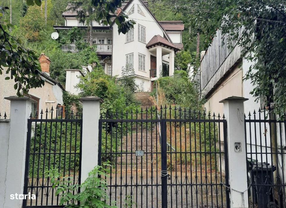 Casa 8 camere Stefan cel mare , 437 metri Cod:156197