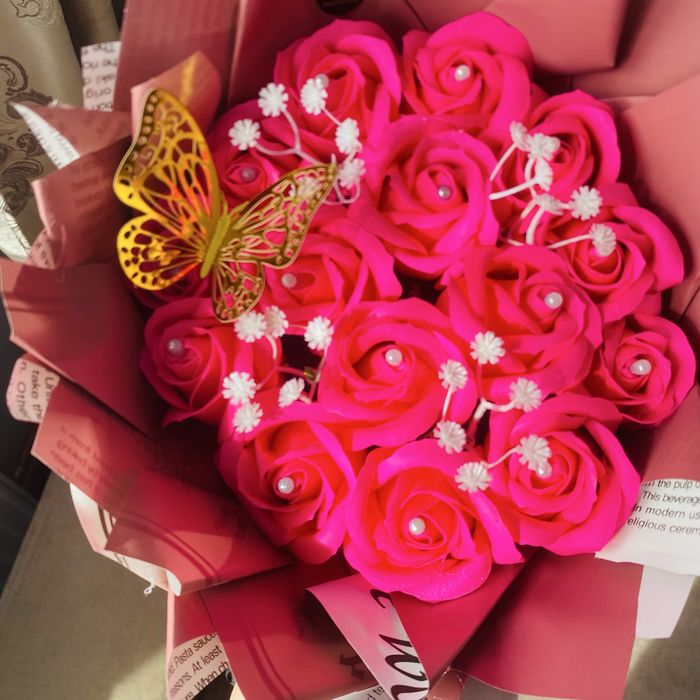 Acest buchet este la cutie