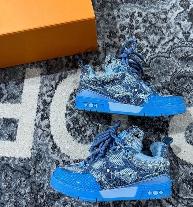 Lv skate swarovski blue orice mărime noi