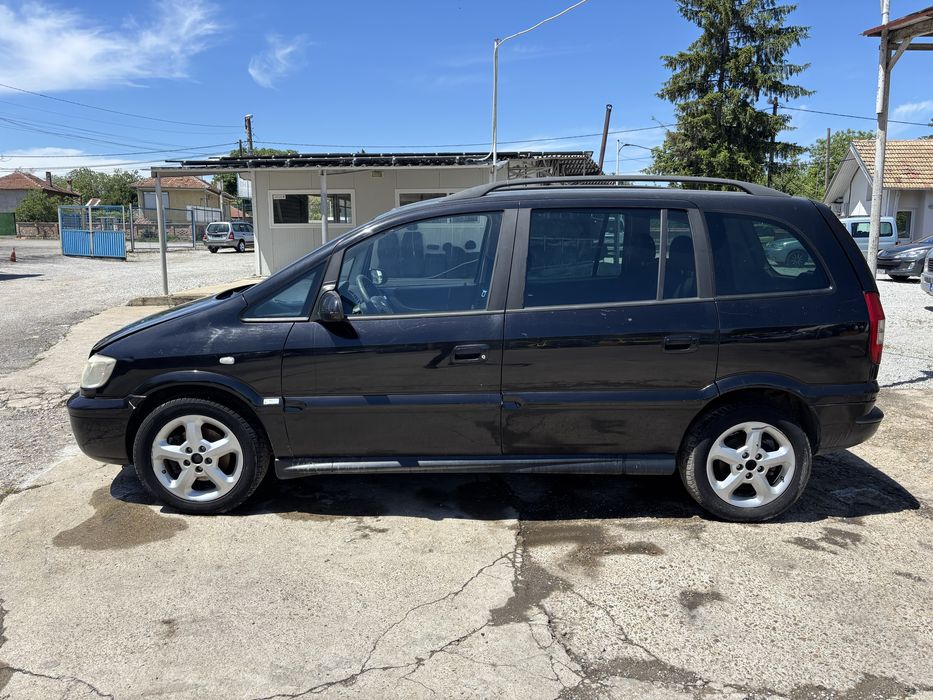 Opel Zafira На части 2 броя