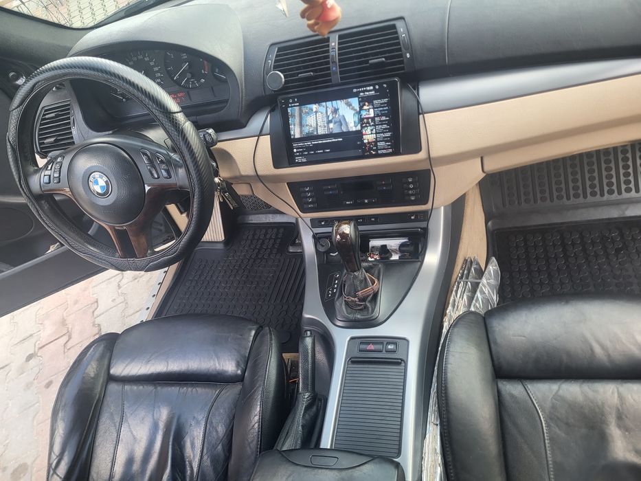 Vând bmw x5.E53.