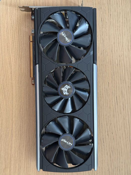 SAPPHIRE NITRO+ RX 5700 XT 8GB GDDR6 – Placa AMD Premium | Sigilii intacte | Cutie originală