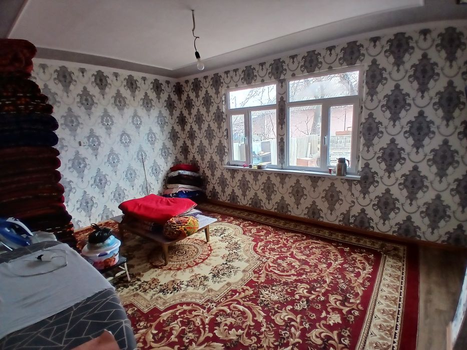 Uy sotiladi azadbawda