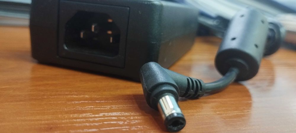 Захранващ адаптер, 12VDC, 5A, 60W