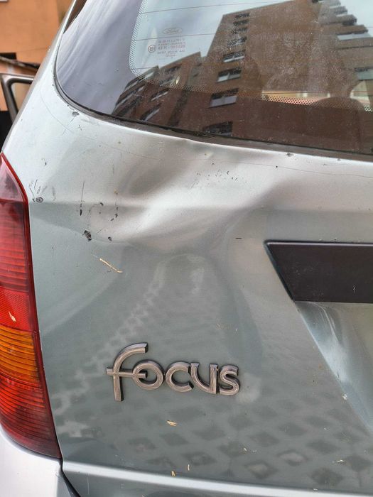 FORD Focus 2002 — imagine 5