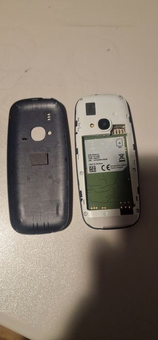 Vând Nokia 3310 (model 2017), pentru piese,  fara baterie
​Stare: Se