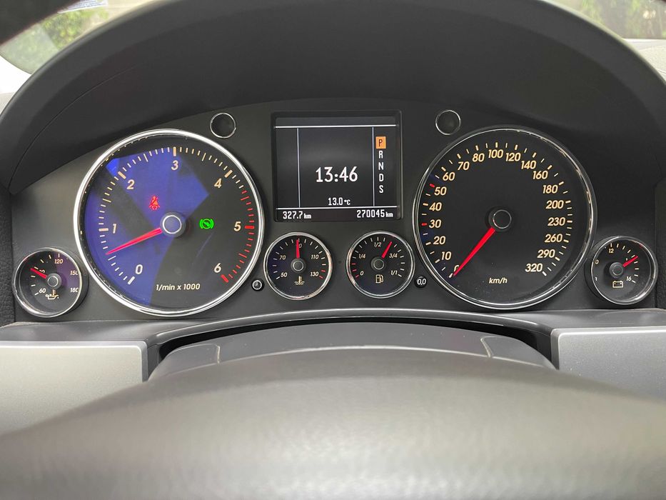 VW Touareg V10 TDI 5.0 | 313 к.с. | 4Motion | Въздушно окачване | 270 045 км