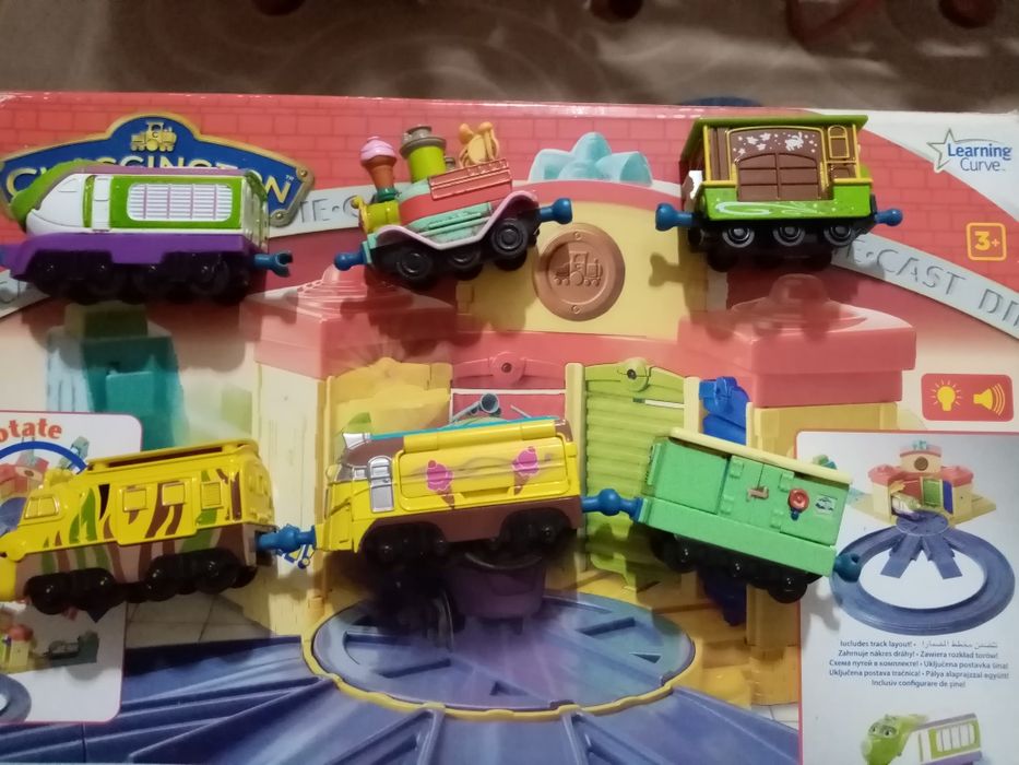 chugginton 4 locomotive+2 vagoane