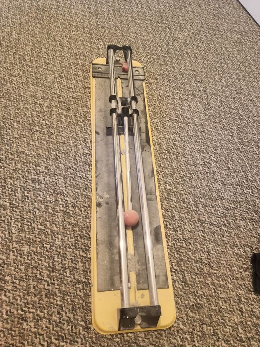 Mașina de tăiat gresie