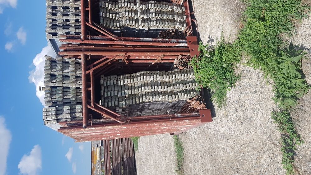 Продавам италианско скеле със сертификат