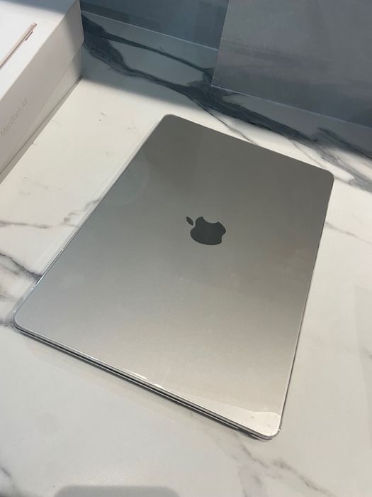 MacBook Air  256 GB