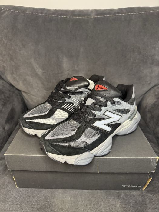 New Balance 9060