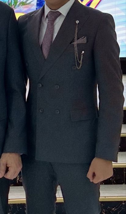 Прокат костюм тройка