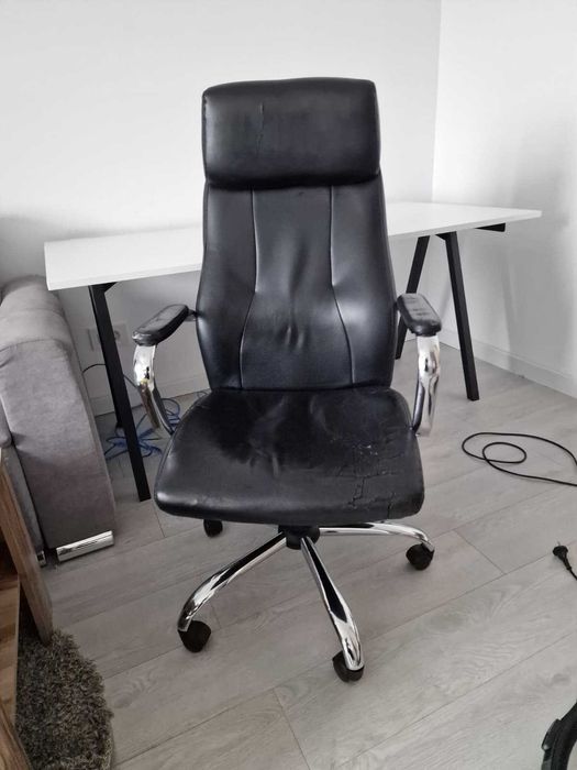 Vand scaun de birou kring negru