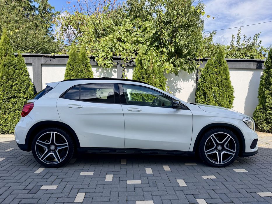 Mercedes GLA 220 AMG Impecabil!