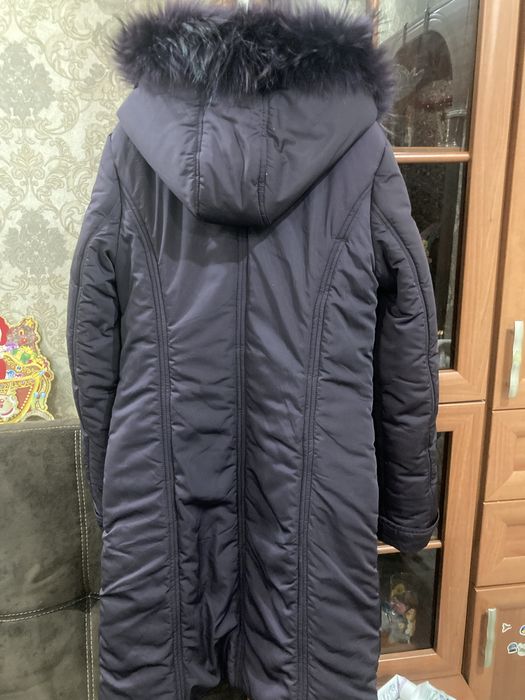 Продам женскую куртку