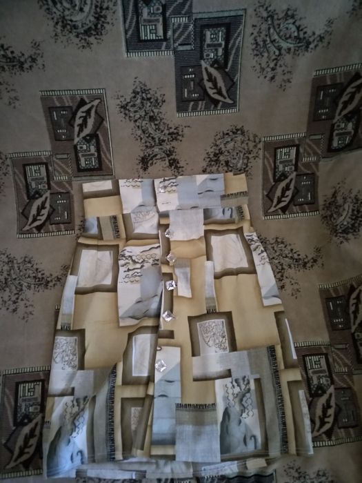 Костюм подростковый: юбка, рубашка