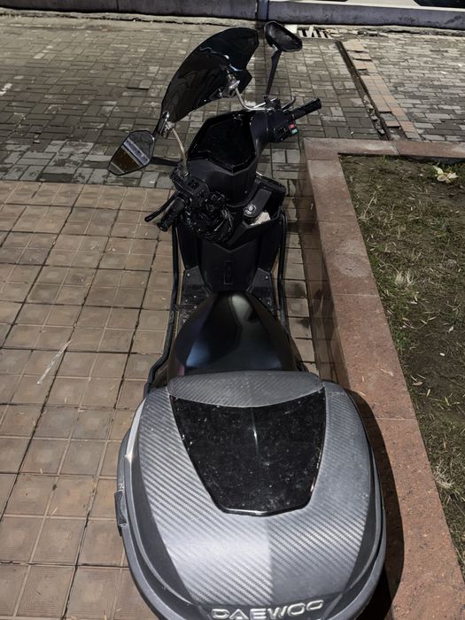 Скутер Lifan (LF) 50 / городской скутер