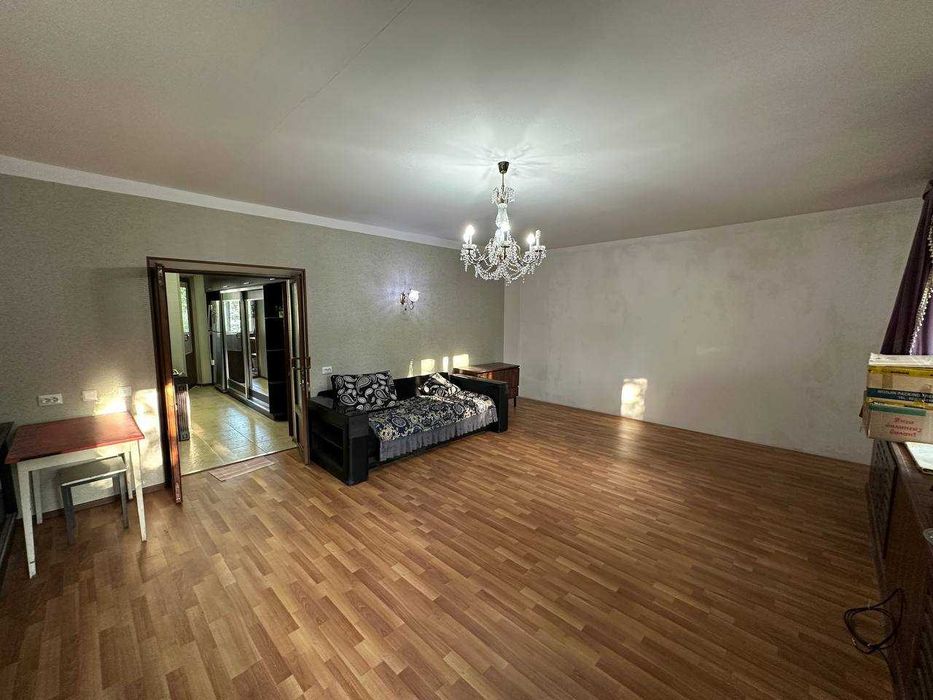 3-комнатная 80 м² | Ц-7 | ЦУМ | Требует ремонта