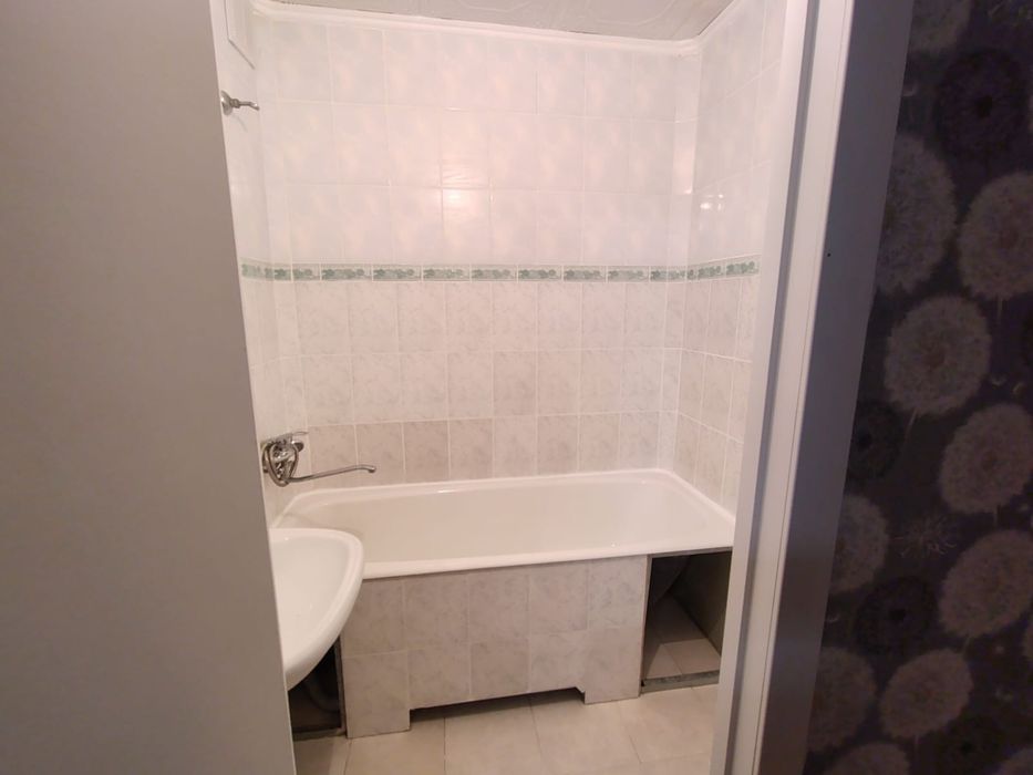 Продам квартиру на Стрелке ( Протазанова 117 )