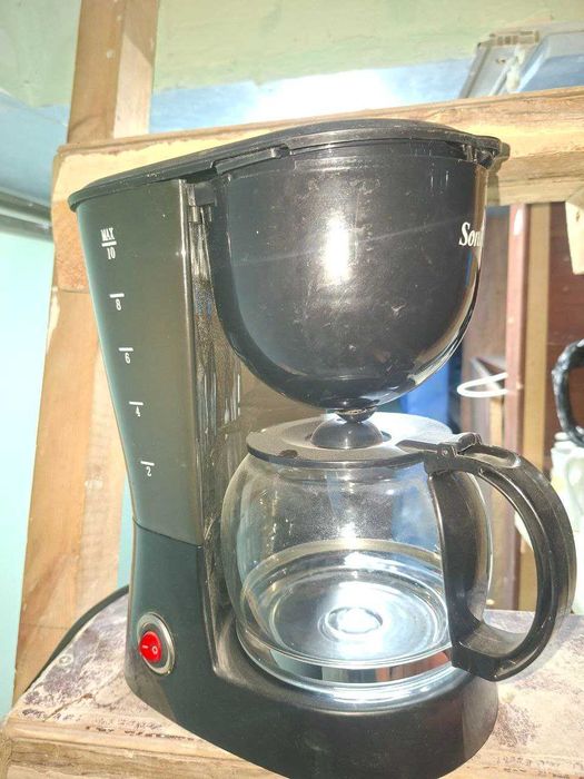 Продам кофеварку