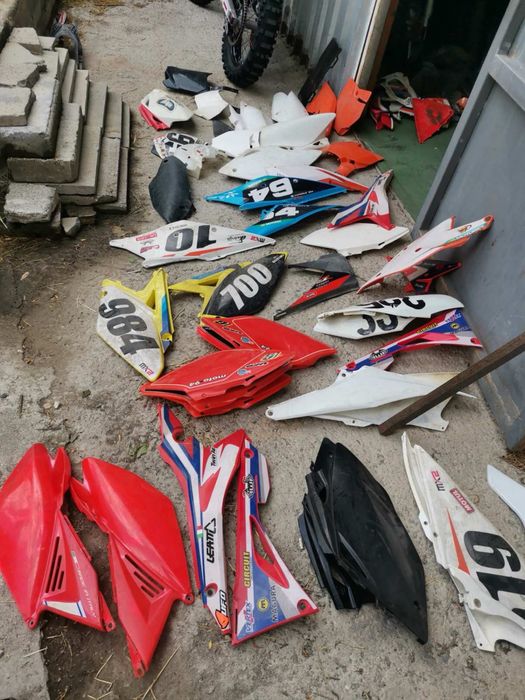 Пластмаси/кори за KTM,Honda,Yamaha,Suzuki