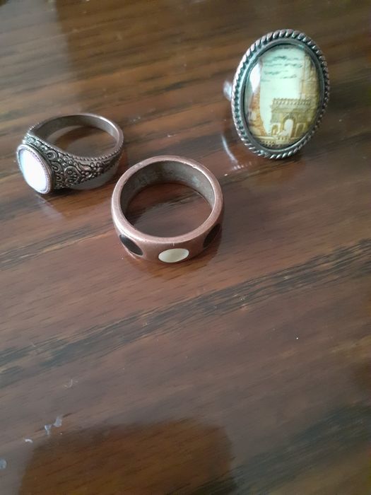 Медни пръстени ..