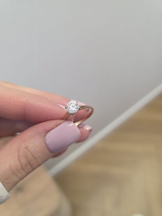 Продам золотое кольцо