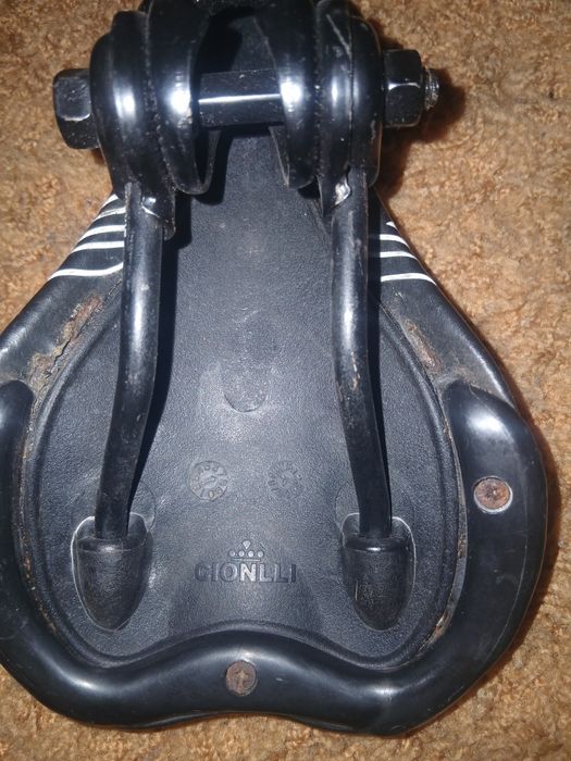 Велоседалка хубава нова