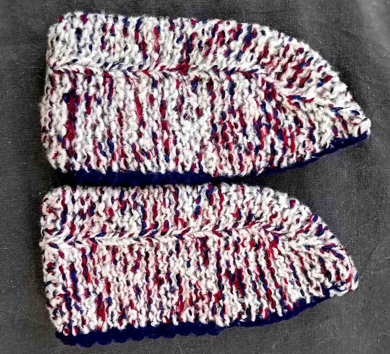 Ръчно плетени терлици, шапка, шал и чорапи за бебе/дете и големи