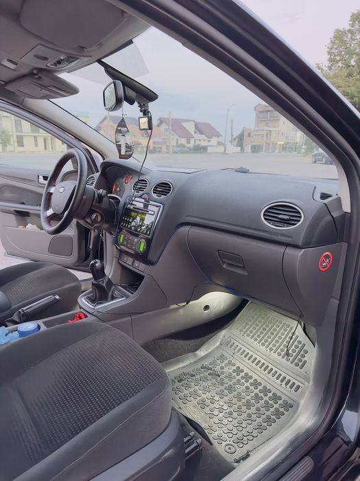 Ford Focus Ghia 2005 1.6 90 cai