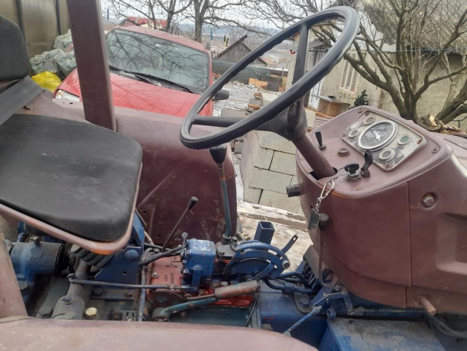 Tractor de vanzare