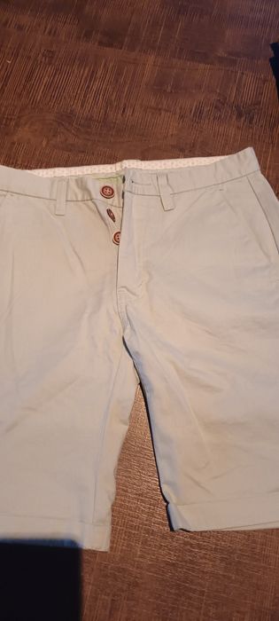 Bermude barbati cedar wood