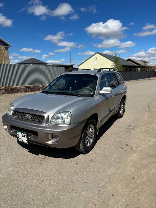 Продаетса машина Hyundai Santa fe