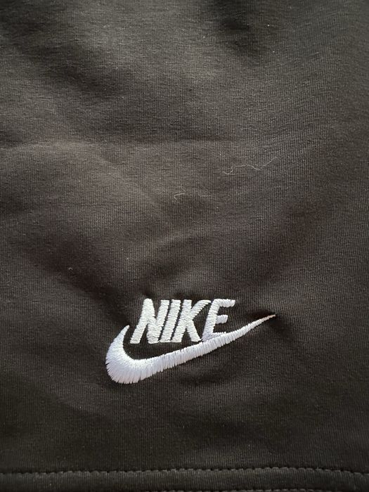 Мъжки,памучни,черни къси панталонки Nike с бродирано лого и ципове на джобовете