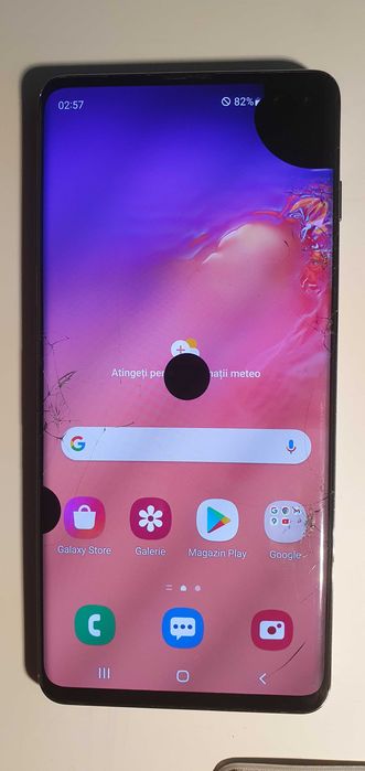 Samsung Galaxy S10+ (model SM-G975F/DS), functional, ecran spart, pentru piese