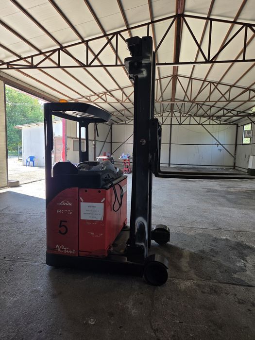 Vand stivuitor  linde  electrica