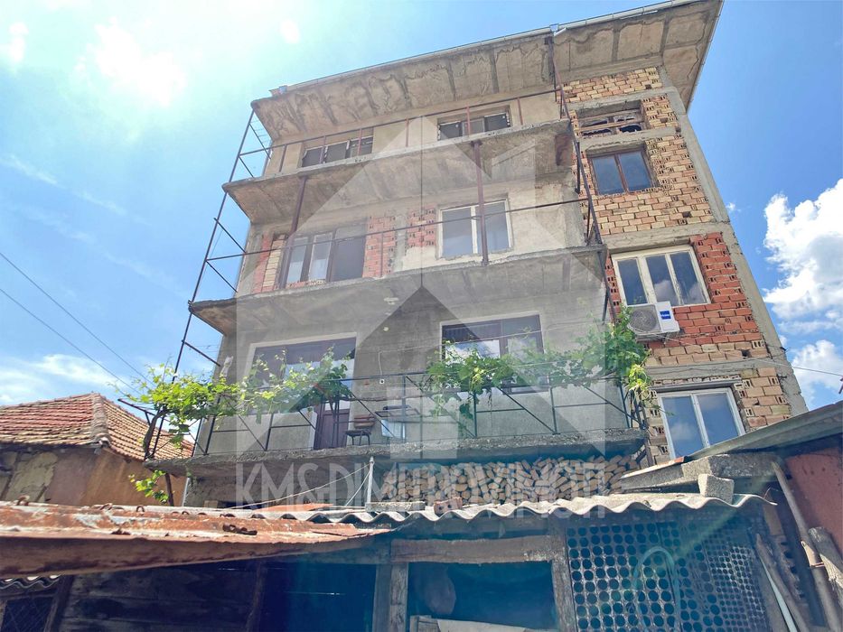 Продава се Етаж от къща в Нови пазар - 117 кв.м за 567 €/кв.м - Снимка #21