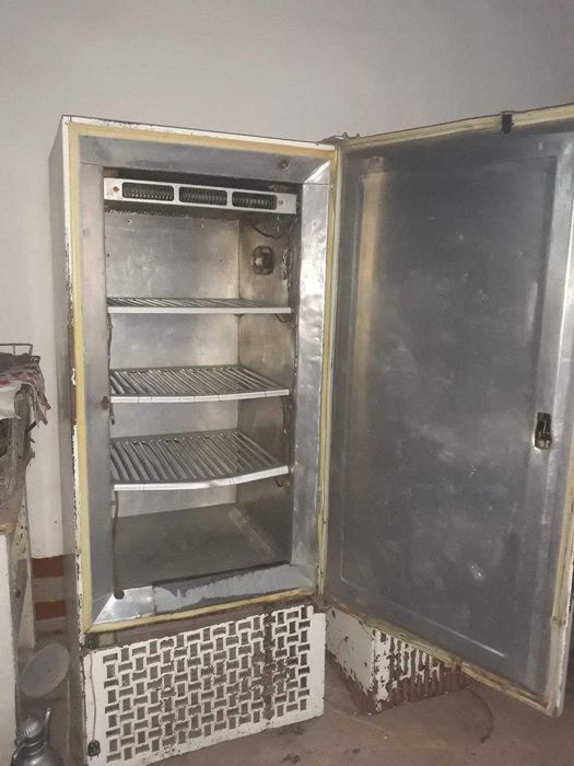 Шкаф холодильник ШХ 4 . 2 в 1. (Плюсавой и минусавой).