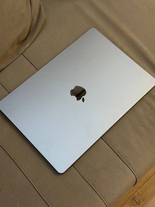 Macbook air M3 15”