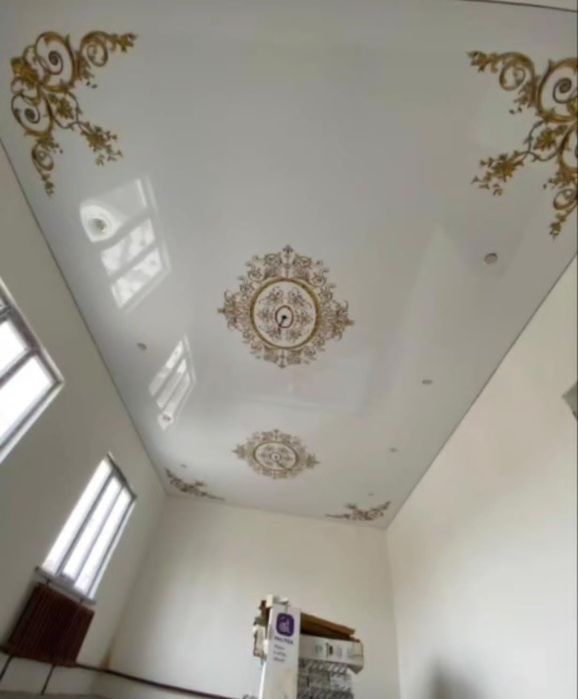 Натяжной потолок1300