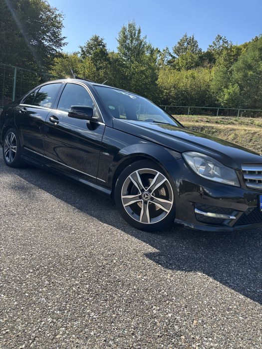 Mercedes-Benz C