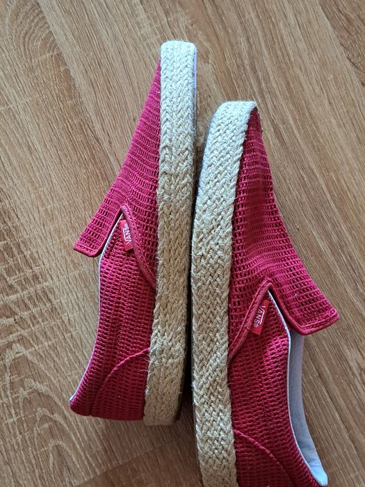 Дамски еспадрили VANS