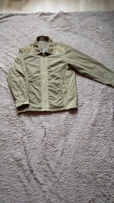 Продам мужскую ветровку