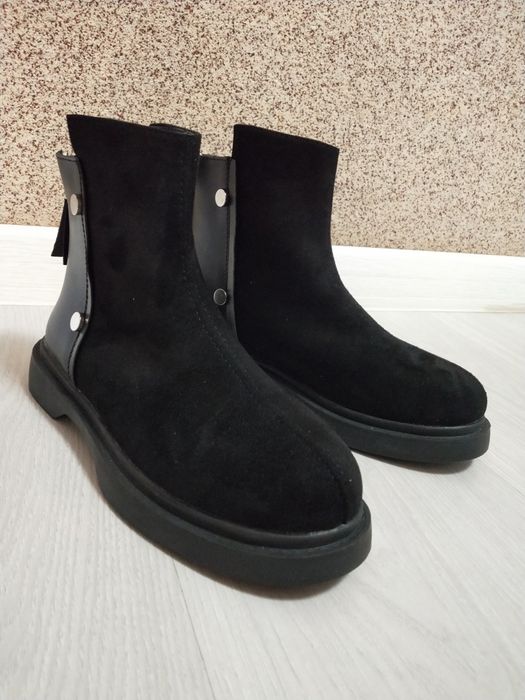 Женские модные сапоги