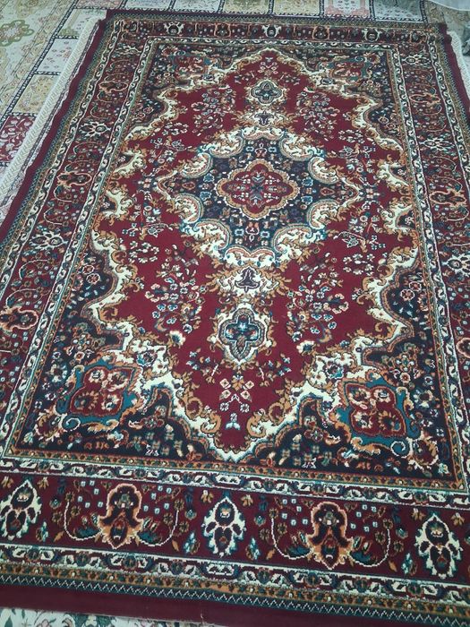 Кілемдер сатылады