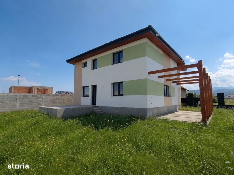 Casă individuală nouă în Cristian , 497 mp teren, 3 camere,comision0%