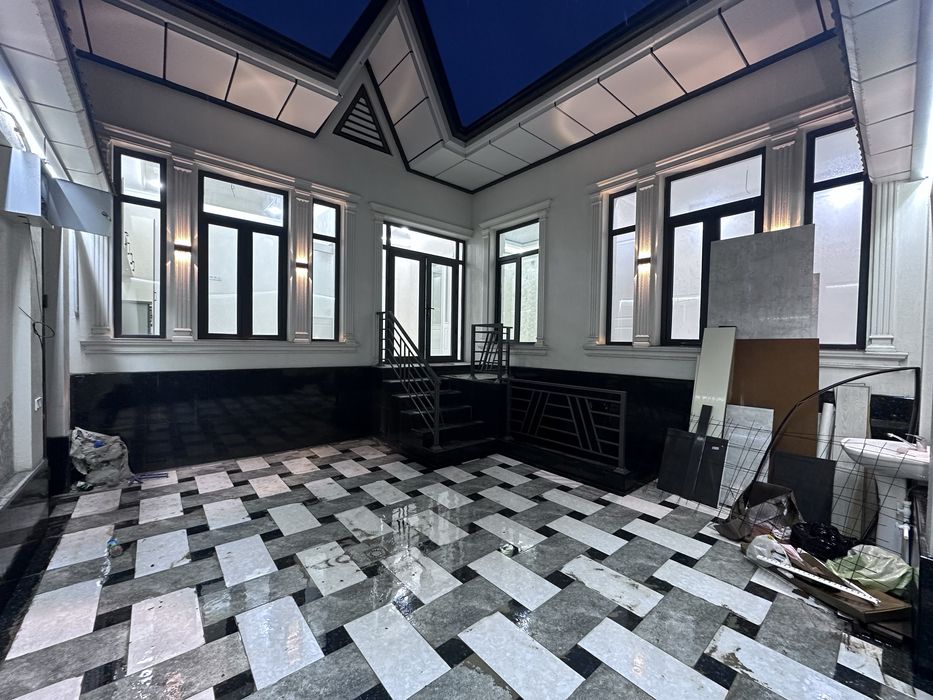 1.5 sotix 4 xona Pobeda toshmi