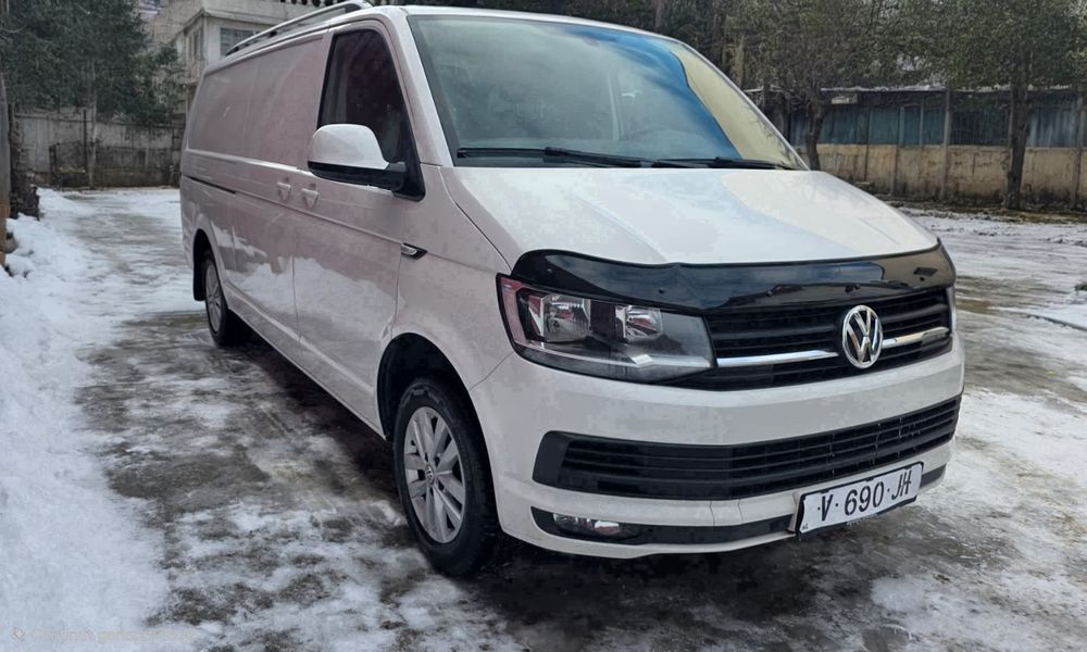 Volkswagen Transporter T6 2.0 TDI 150 CP * An 2017 * Automata * Lung